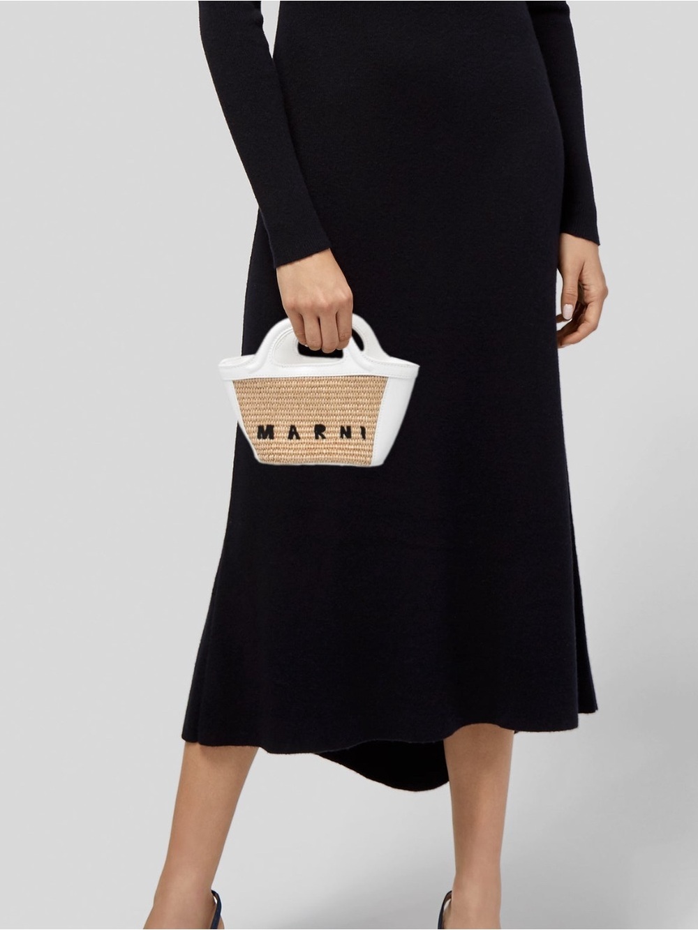 Marni White Leather & Natural Straw Tote with Black Logo - Picture 2 of 2